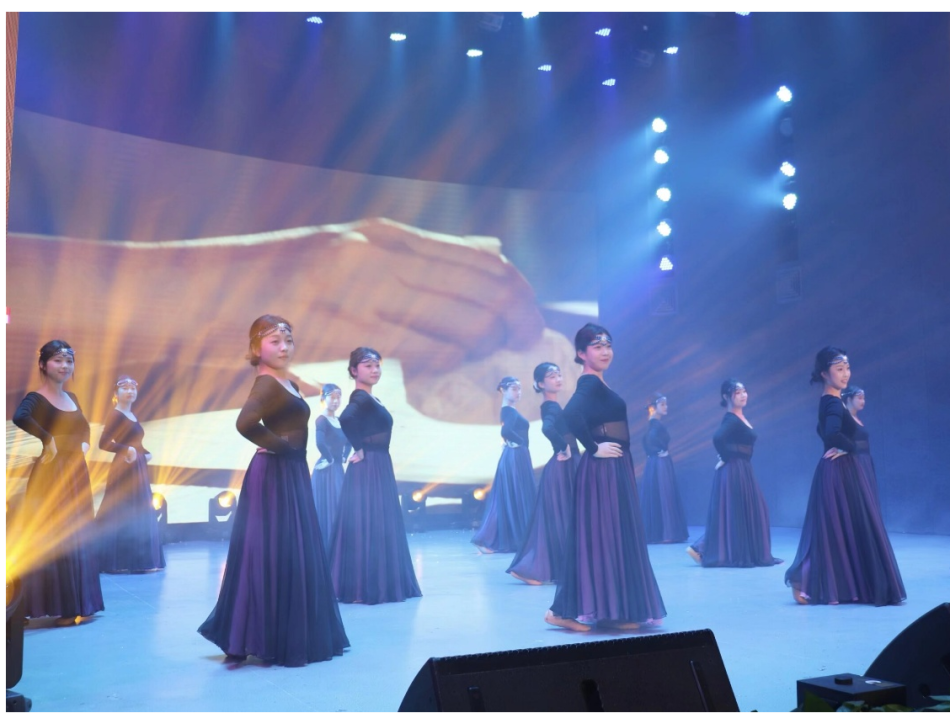 “美育融舞，艺润成长，舞动风潮!”——yl23411永利集团舞蹈队荣获“秋舞飞扬”大赛佳绩